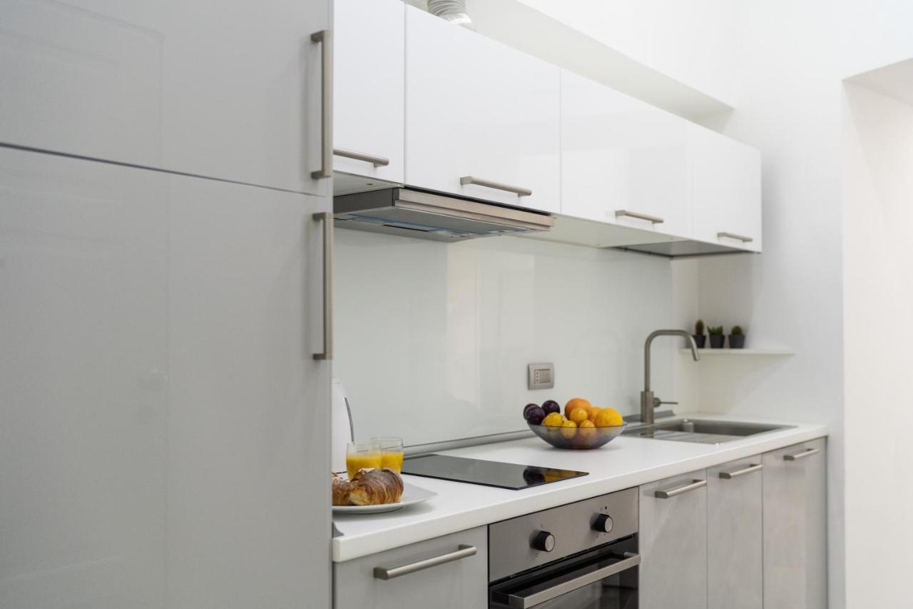 Duomo Platinum Apartments เนเปิลส์ ภายนอก รูปภาพ