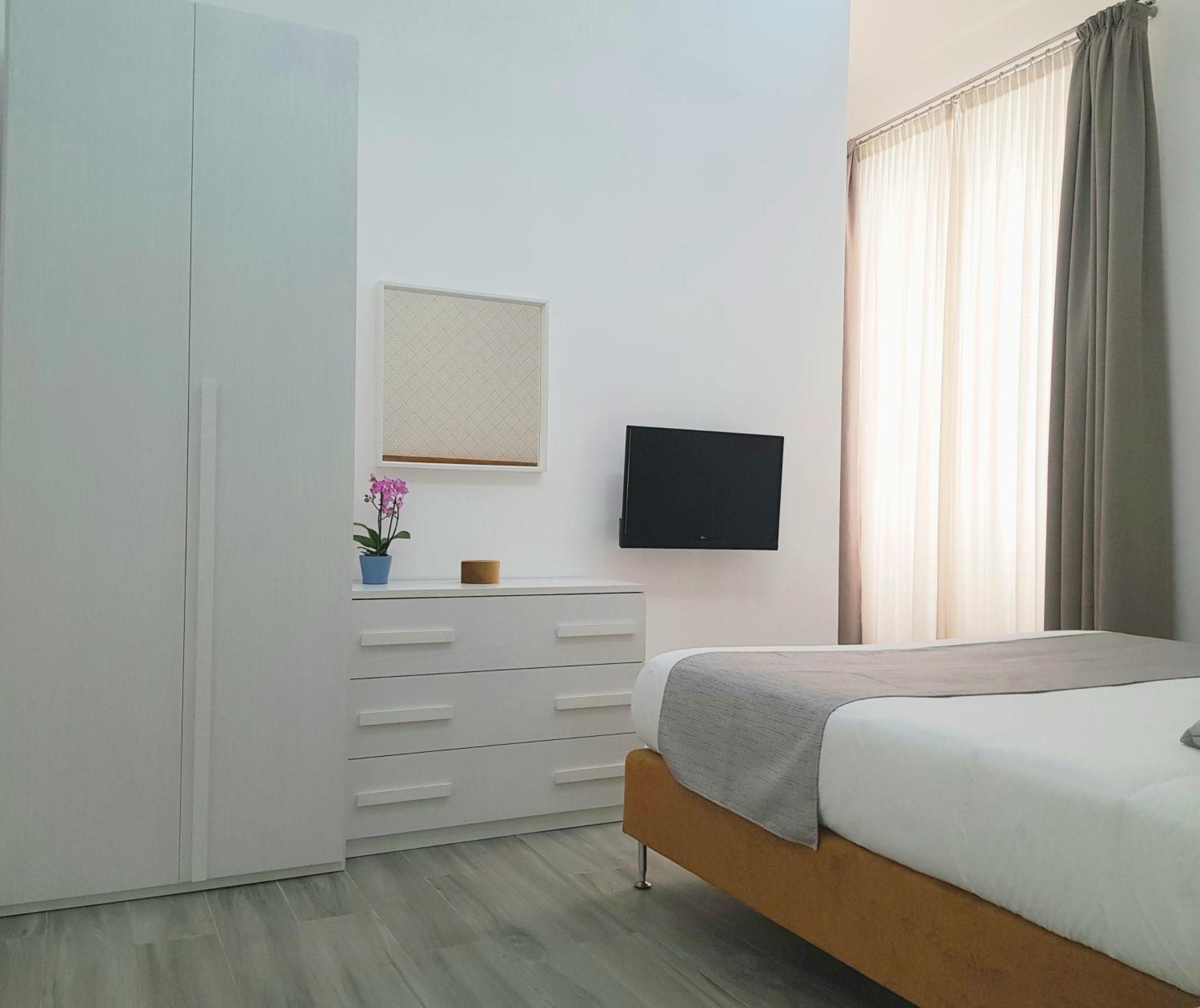 Duomo Platinum Apartments เนเปิลส์ ห้อง รูปภาพ